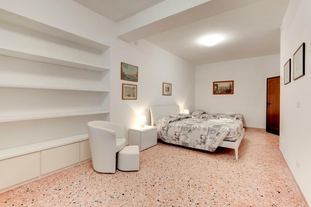 San Stin Apartament *